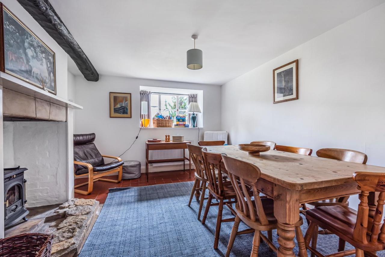 Church Farm Cottage Cheltenham Exterior photo